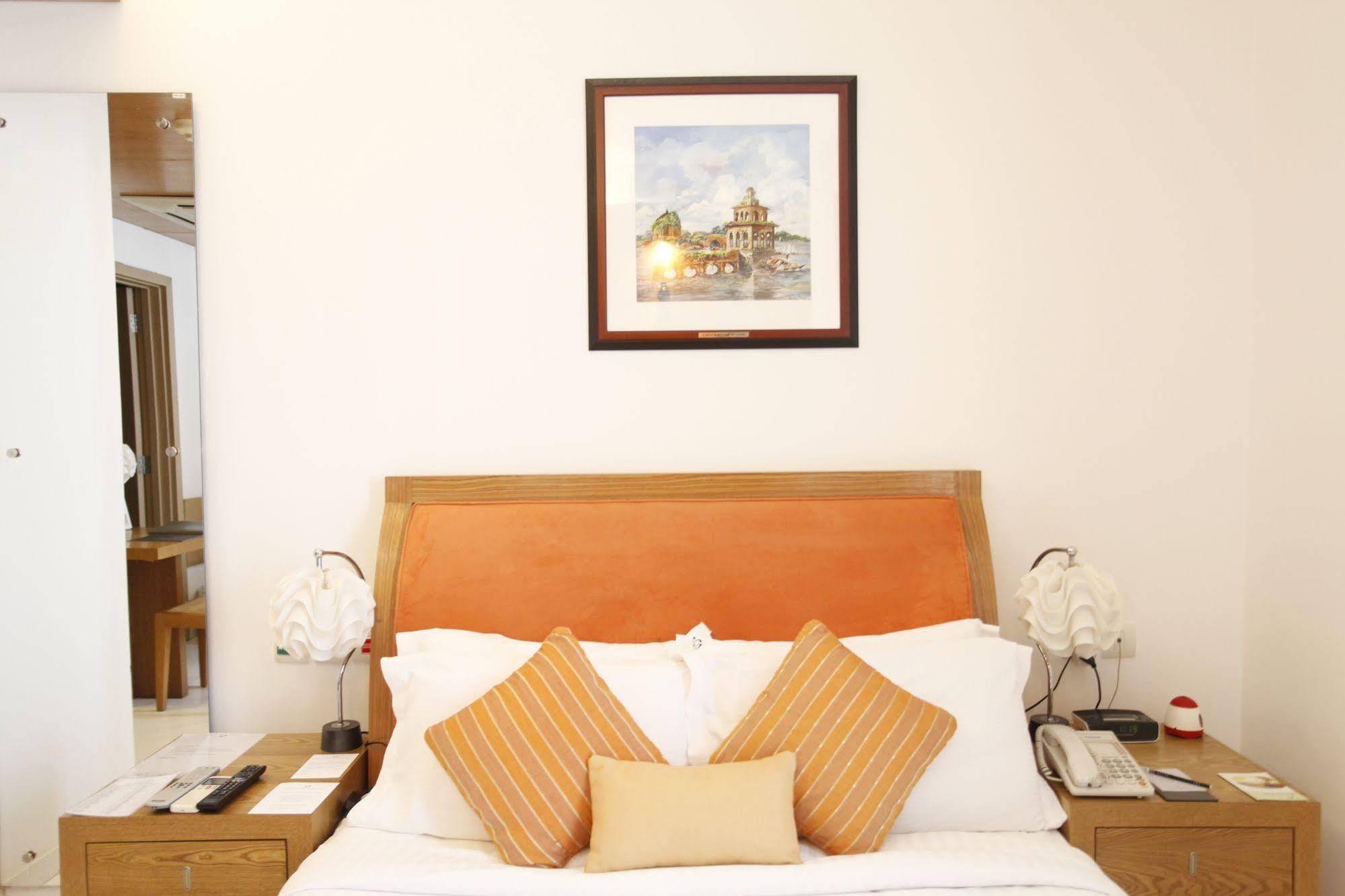 Platinum Suites Ντάκα Εξωτερικό φωτογραφία